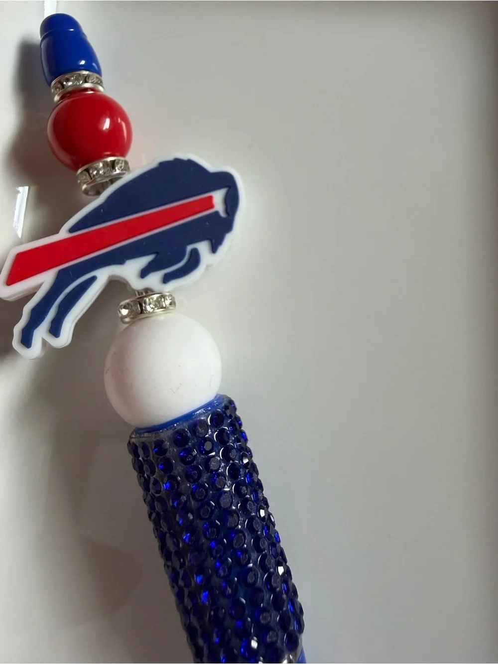 BEADED PEN